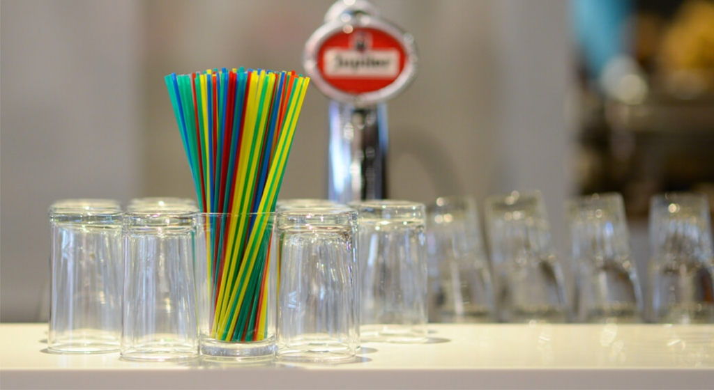 What Are the Best Alternatives to Plastic Straws?