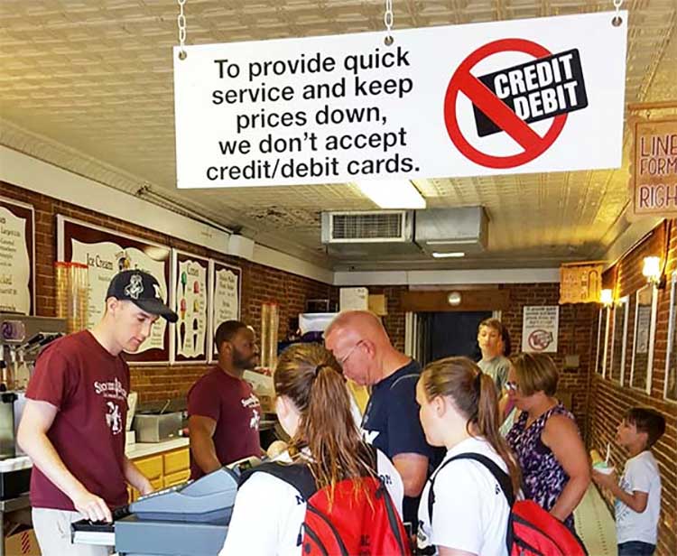 Cash-only restaurants look to save money from card transaction fees.