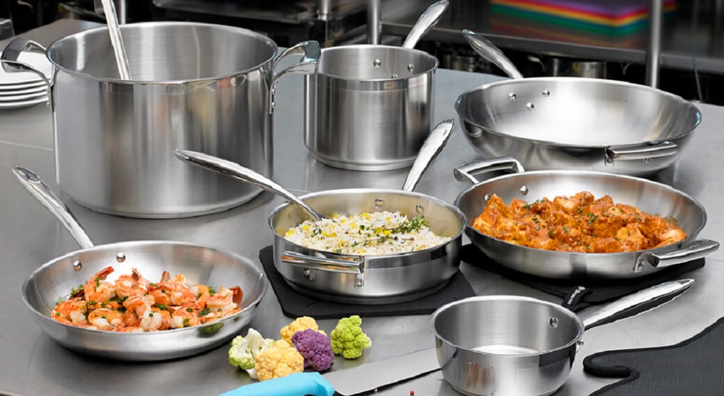 Commercial Cookware Metals: How To Pick The Right Type for Your