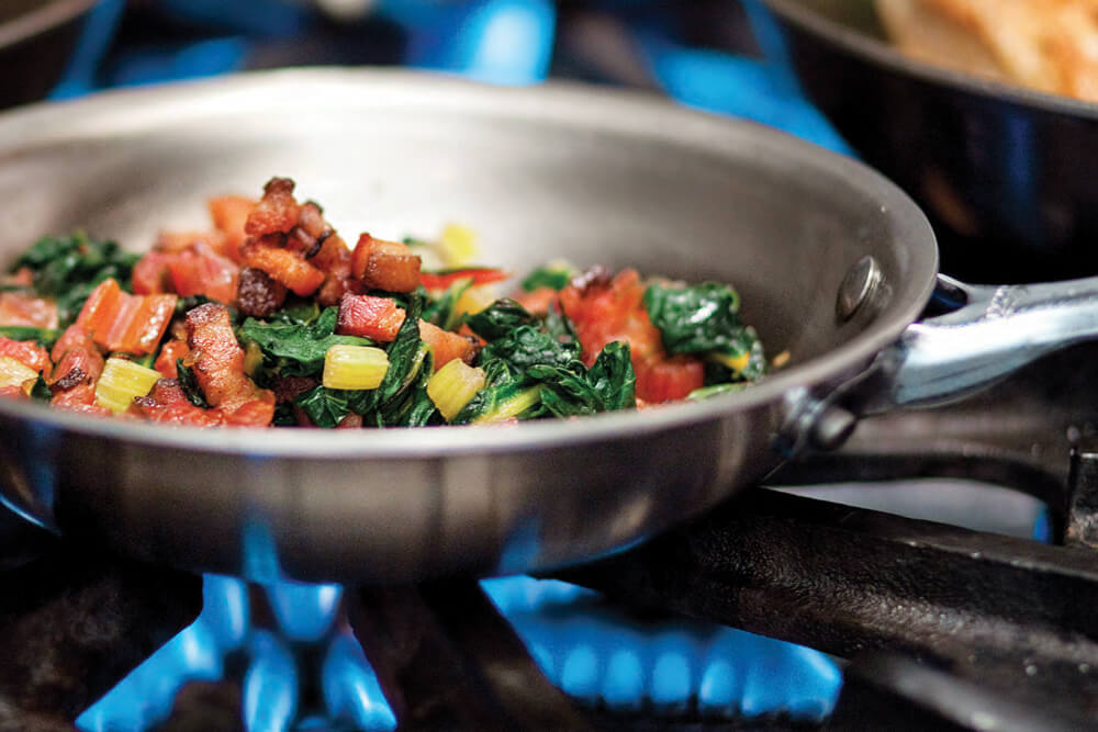 Kitchen Pots and Pans Buying Guide: Cast-Iron Skillet, Stock Pot