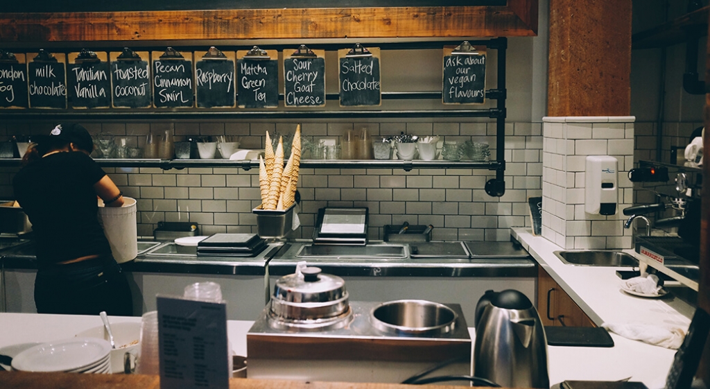 small space small restaurant kitchen design