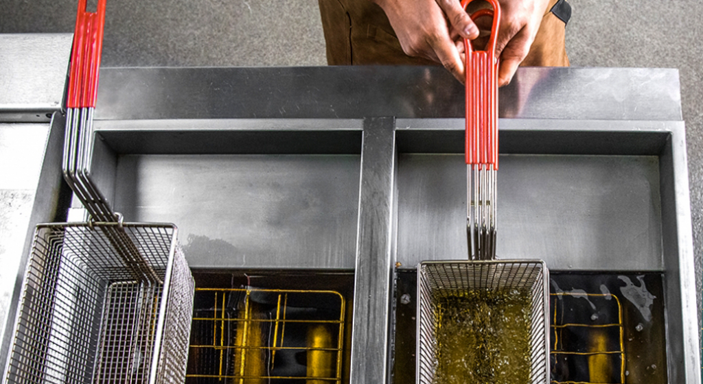 How to Clean a Deep Fryer Basket in Your Commercial Kitchen