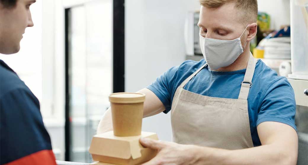 Disposable mask buying guide for restaurants and foodservice