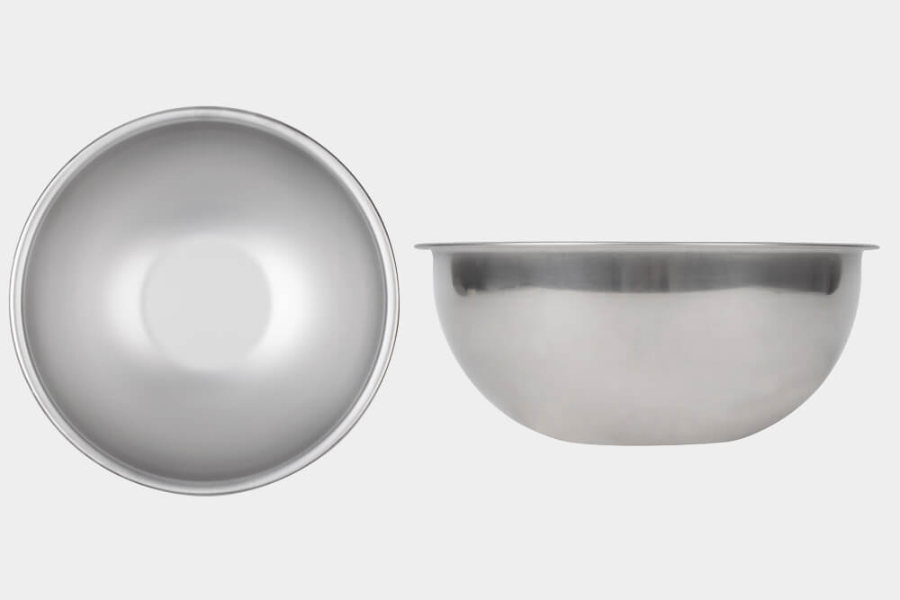 Use this bowl in any kitchen during food preparation. The concave bottom will allow the bowl to stay in place during mixing. Perfect for for bakeries.