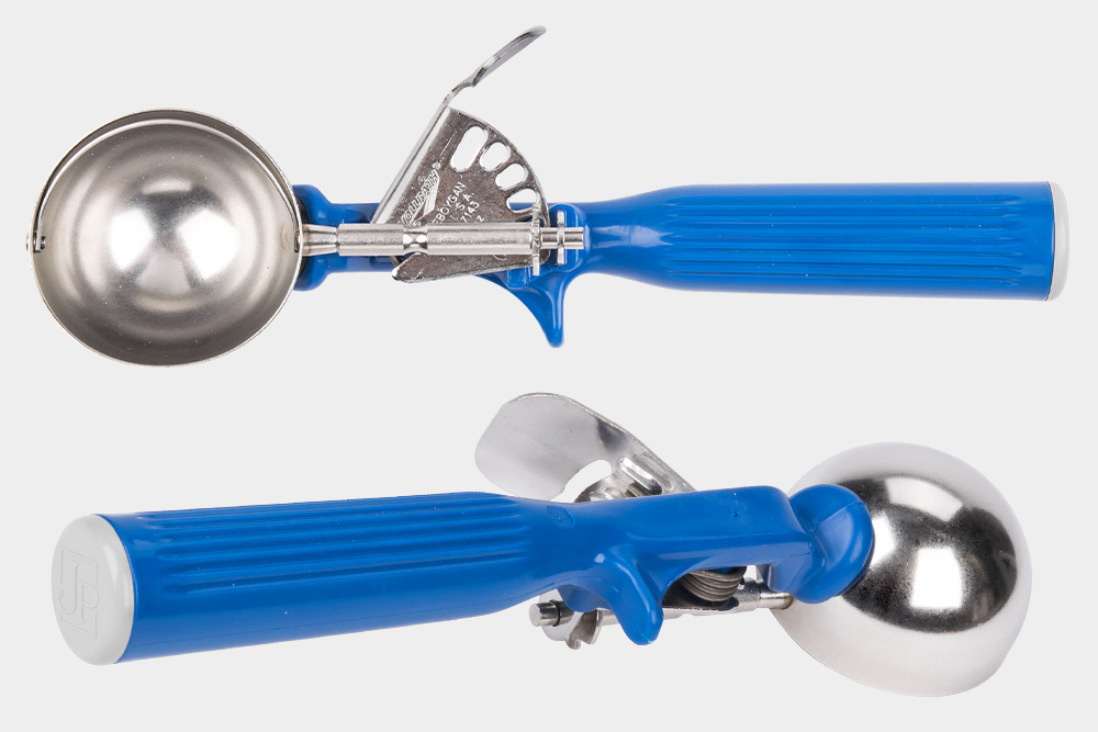 Blue Vollrath disher for bakeries. 