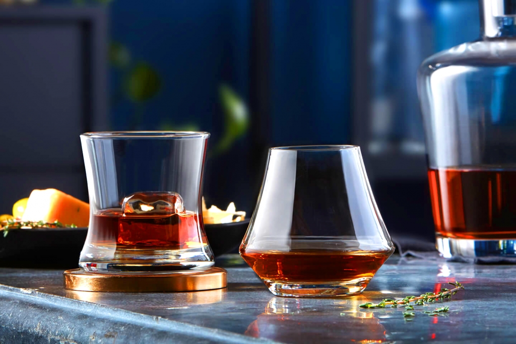 Arome bourbon glass by Libbey