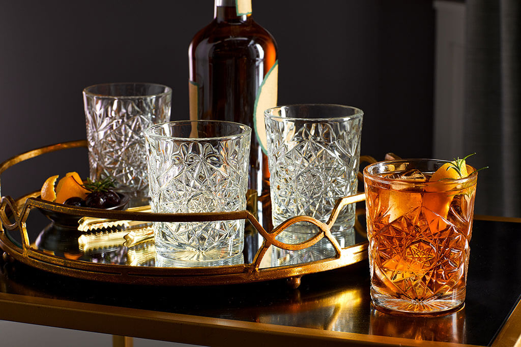 Hobstar Glassware by Libbey The Hobstar 12 Ounce Glass by Libbey is a perennial favorite for today’s top-shelf culture. Treat your guests to a sophisticated embossed design as they explore a new world of flavor.
