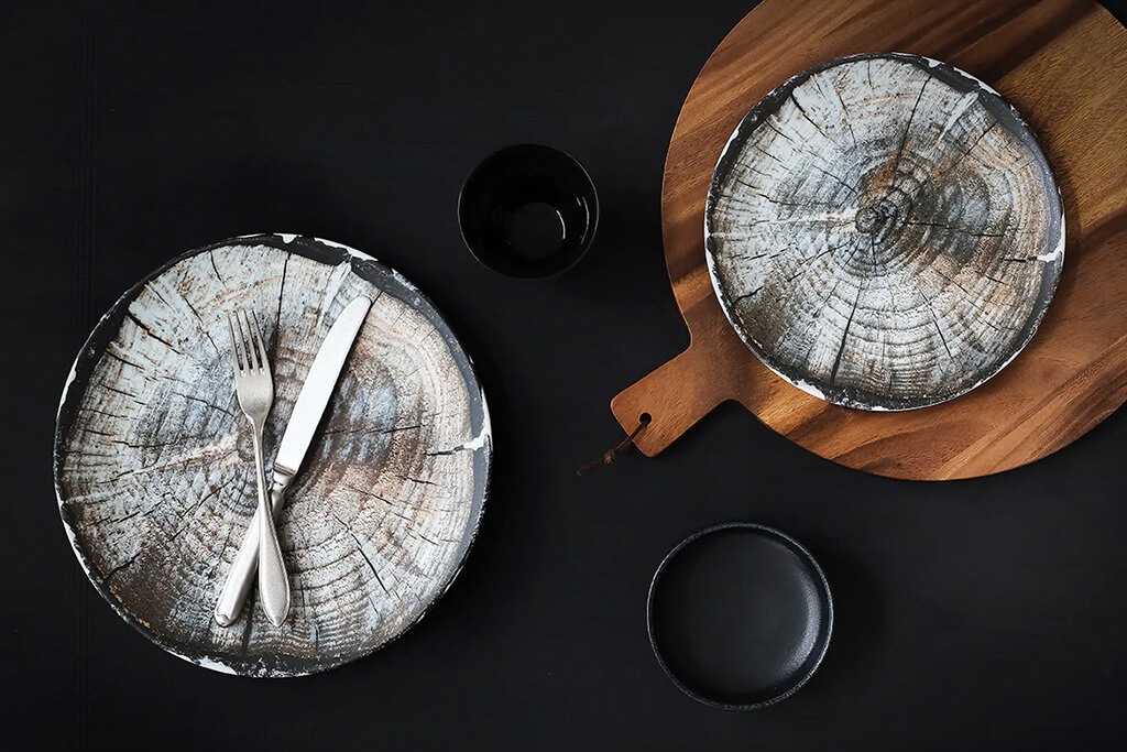 Woodgrain dinnerware by Bauscher