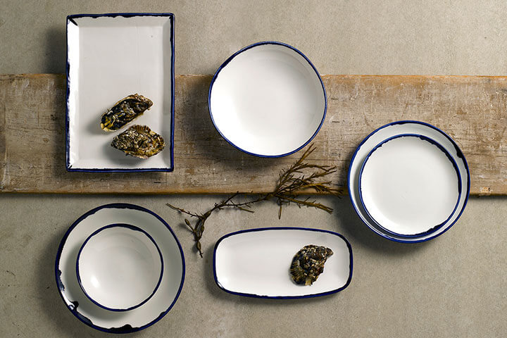 Dudson Ink is a great choice for an eclectic-chic tabletop.