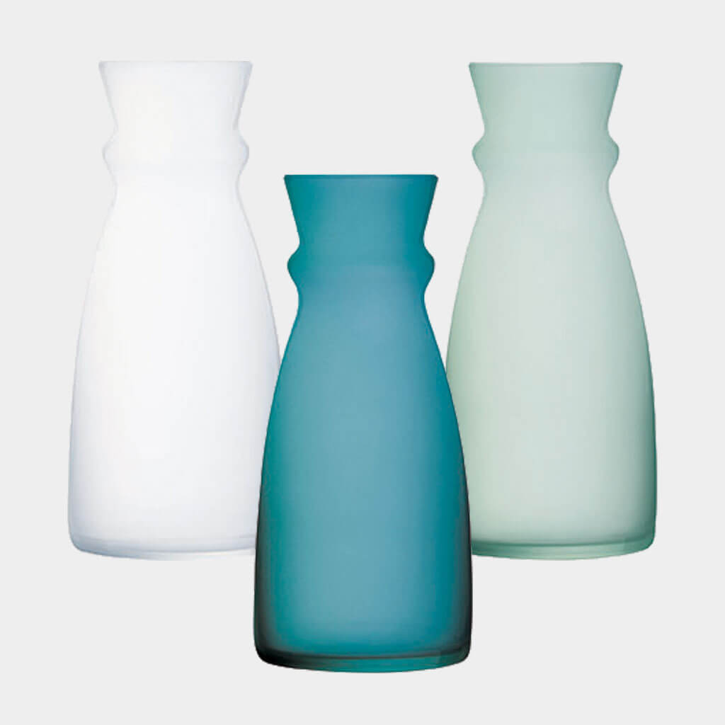 Beverage carafes by Arc Cardinal.