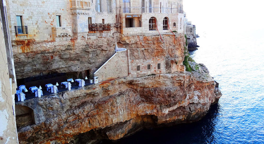 Italian restaurant set in nature