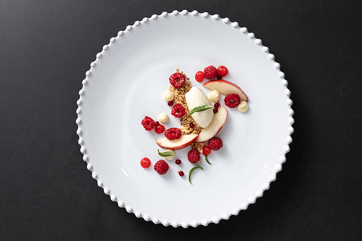 Pearl dinnerware by Costa Nova.