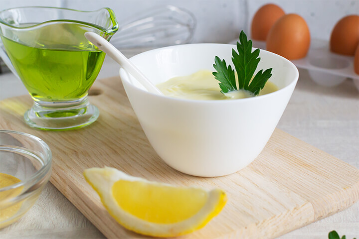 Mayonnaise with ingredients.