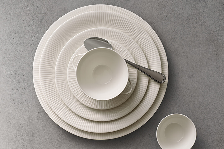 Vibes dinnerware.