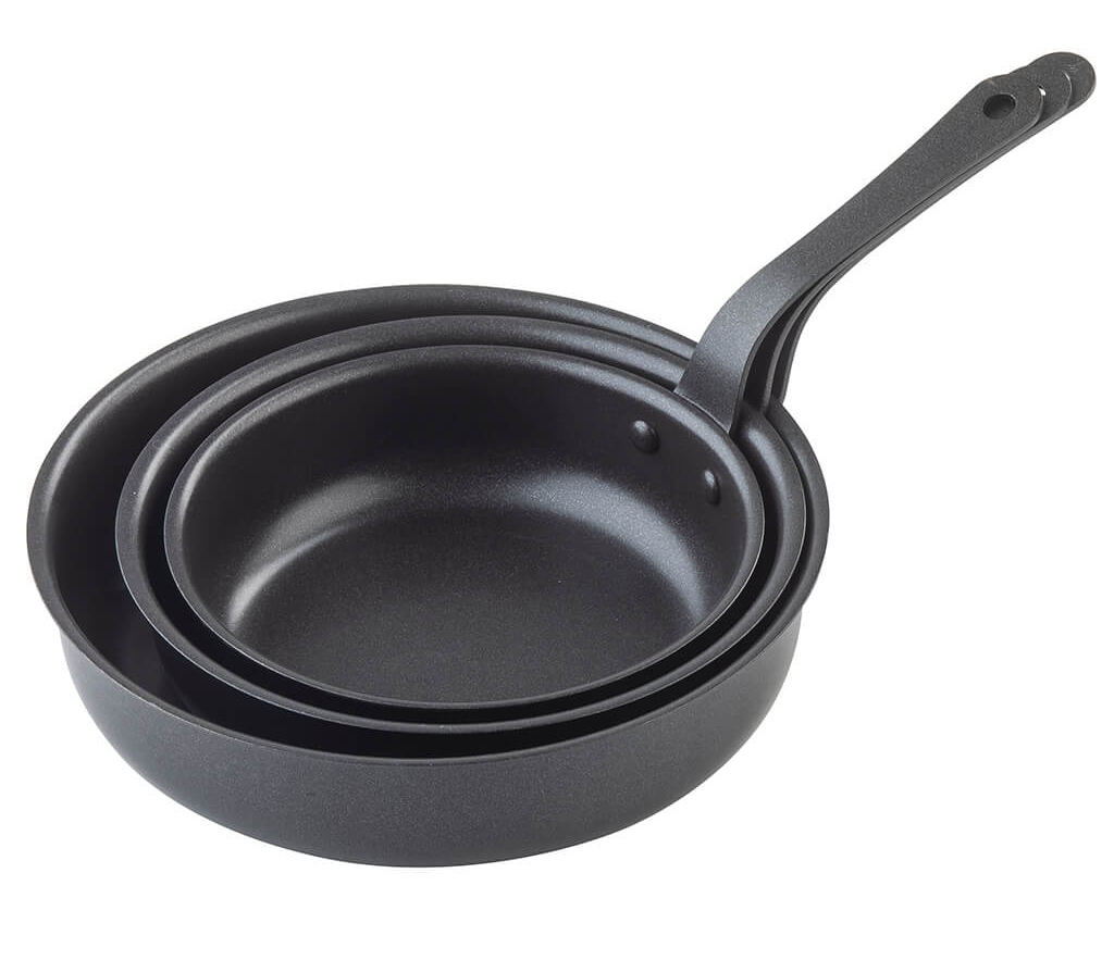 Mini fry pans for food flights.