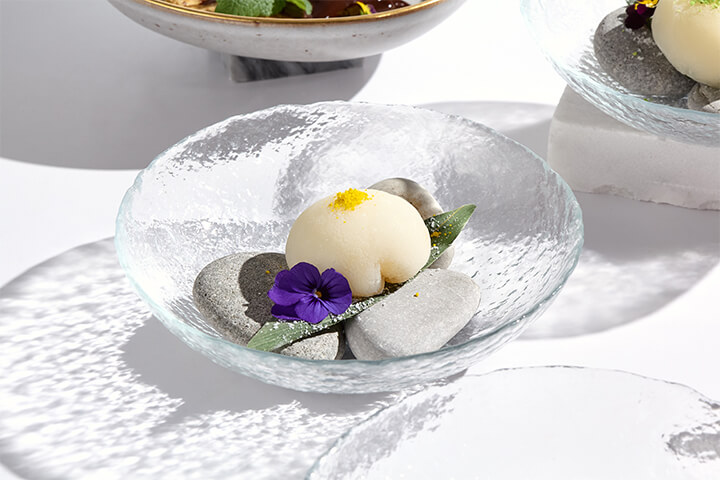 Cold mochi on the rocks.