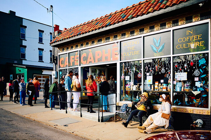 Café Cà Phê exterior.
