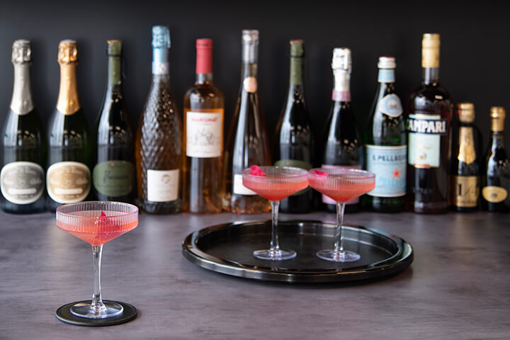 The Gatsby™ Martini glass features a fluted, colored body with contrasting clear stem. BPA-free, scratch/shatter resistant, and commercial dishwasher safe. Shown in Ice.